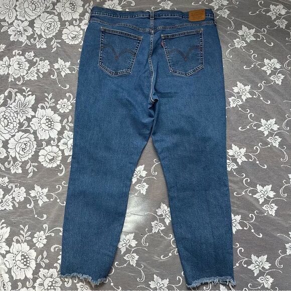 Levi’s Plus Size Wedgie Skinny Jeans with Raw Irregular Hem Sz 20 - Picture 6 of 16